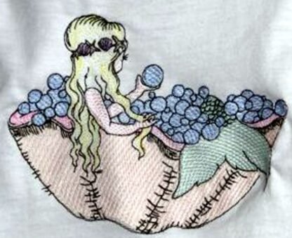 Sketchy Mermaid Bath Machine Embroidery Pattern